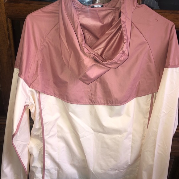 Nike Windrunner Windbreaker Womens Jacket Rare Med - Picture 8 of 8